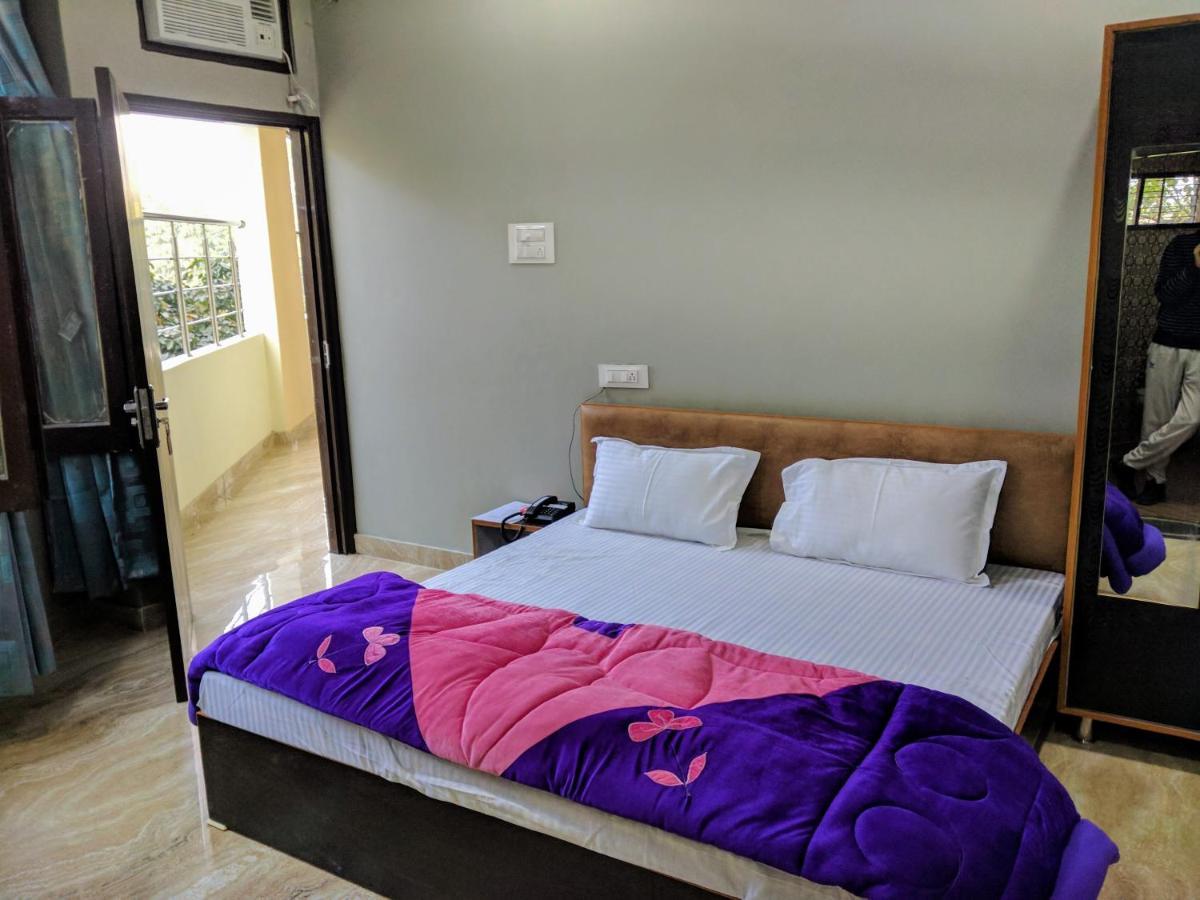 Mye Homestay 1 Near Golden Temple Amritsar Buitenkant foto