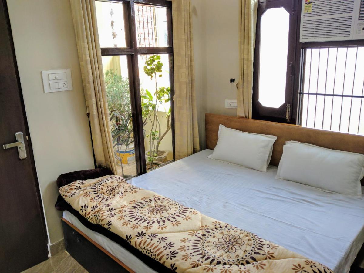 Mye Homestay 1 Near Golden Temple Amritsar Buitenkant foto
